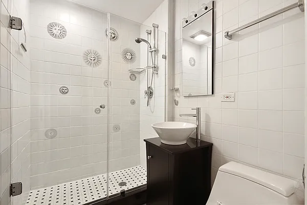 Sold by Citi Habitats | media 11