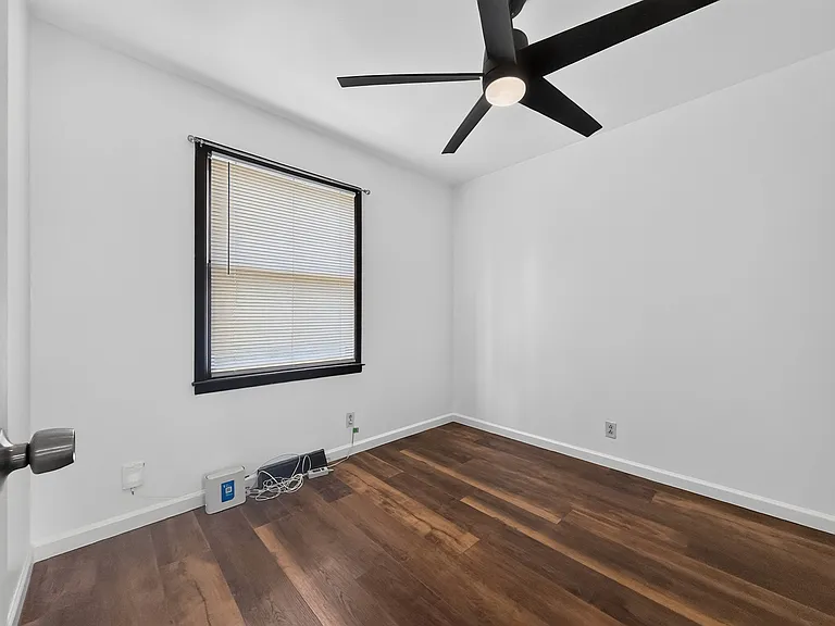 1705 E Granet Ave — Photo 15