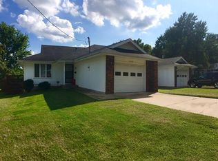 1046 W Catalpa St, Springfield, MO 65807