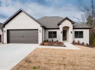 1 Ridgeview Ln, Maumelle, AR 72113