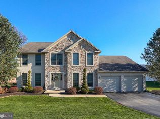 3678 Regency Ln, York, PA 17402