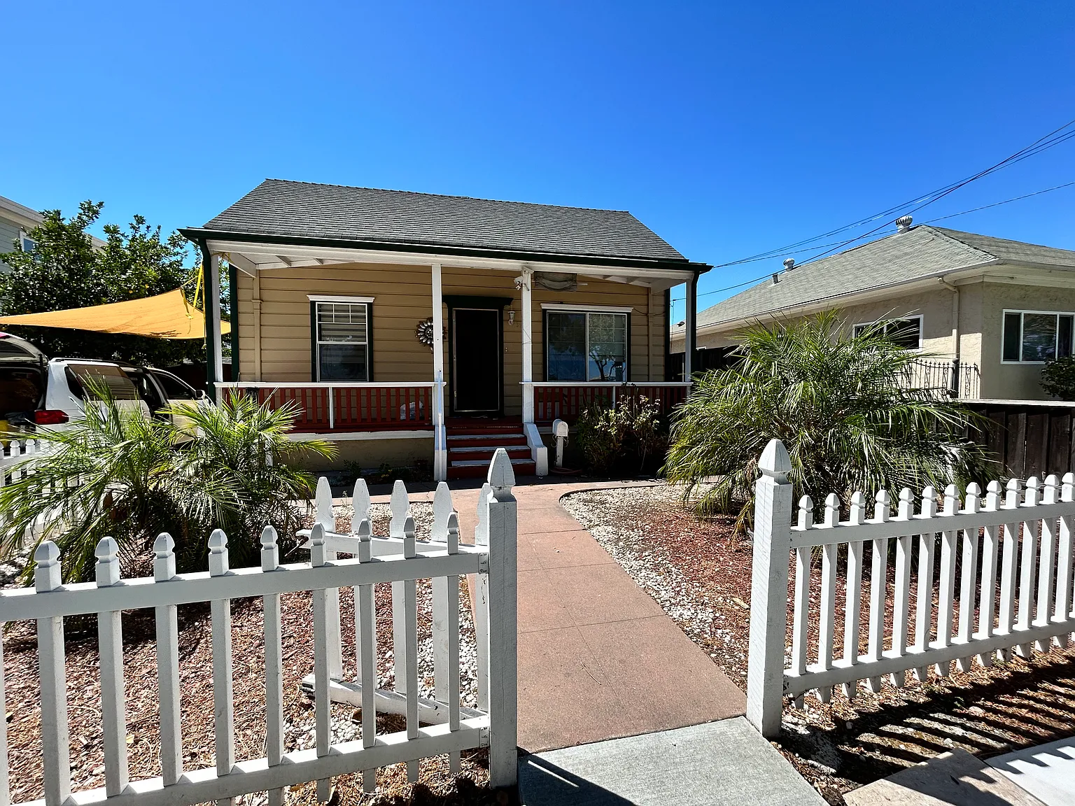 1 bed, 400 sqft, $1,850 — Photo 1