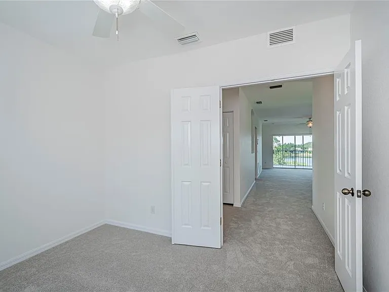 19355 Water Oak Dr #306 — Photo 8