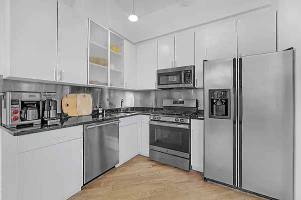 Kitchen, photo 1