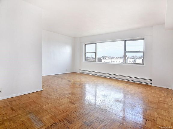 2nd image of 6 Fordham Hill Oval APT 9C