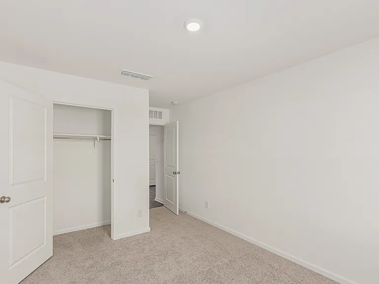 1402 E Peggy Dr — Photo 13