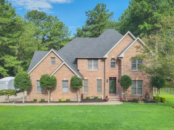 16 Greenwood Pl, Paducah, KY 42003