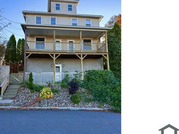 13 Rutter St APT 2