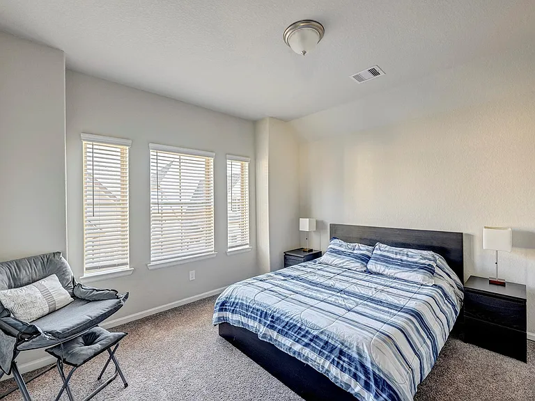2113 Paul Quinn St — Photo 17