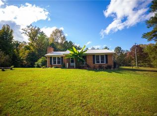 249 Gilbert Ln, Victoria, VA 23974