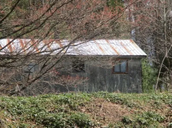 235 Brook Rd, Plainfield, VT 05667