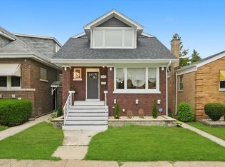 3715 Euclid Ave, Berwyn, IL 60402