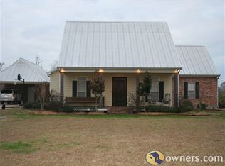 1076 Bin Rogers Rd, Breaux Bridge, LA 70517