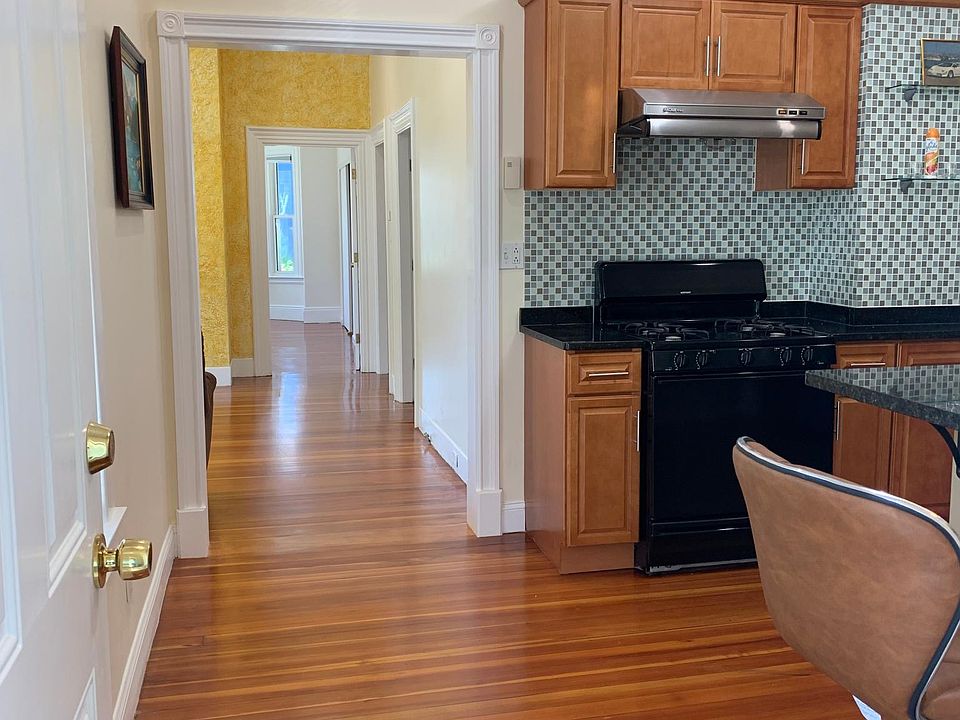 16 Lynde St FLOOR 1, Malden, MA 02148 | Zillow