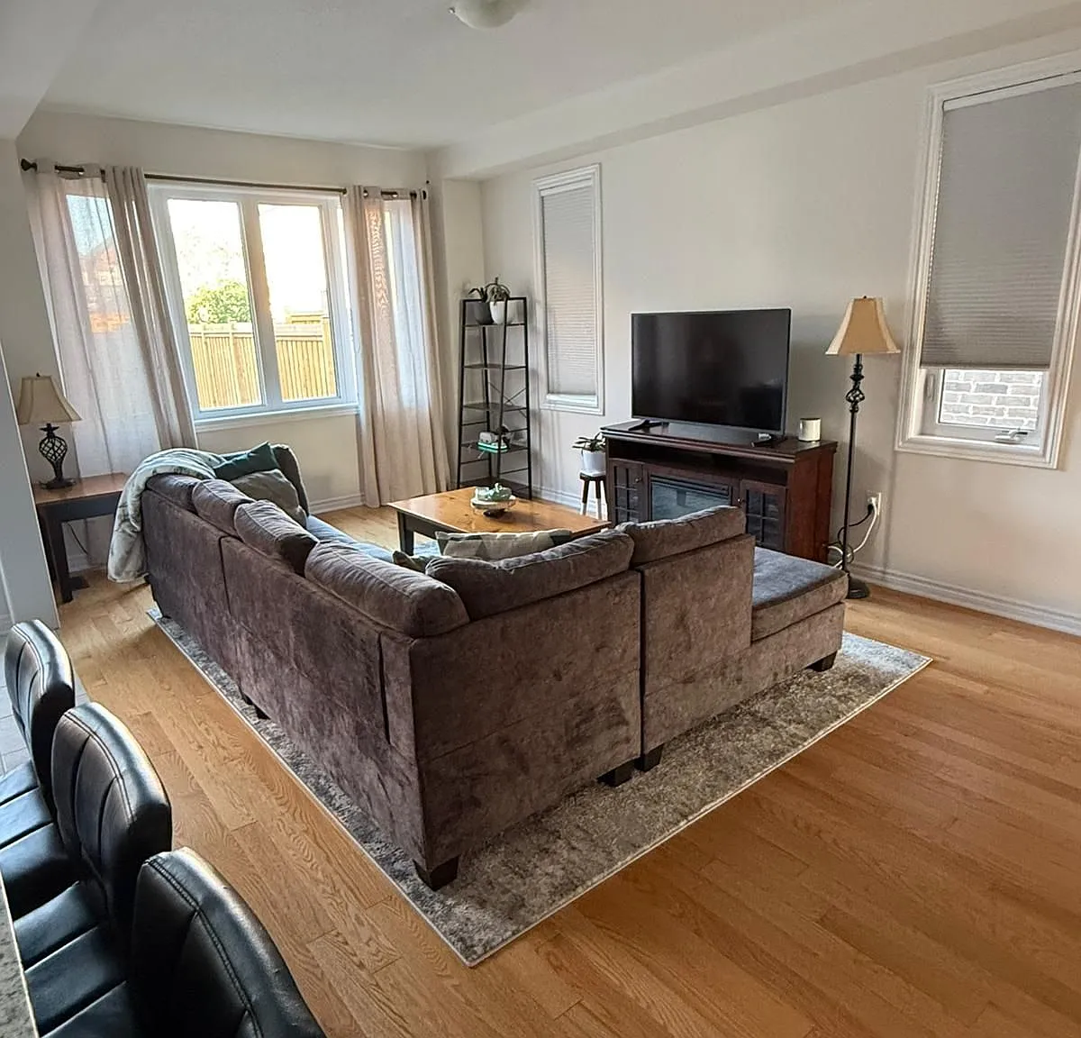 4 bed, $3,150 — Photo 3