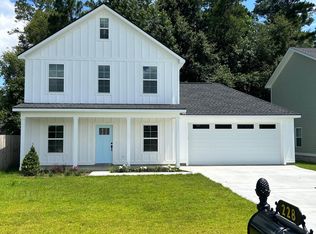 228 Palm Island Dr, Thomasville, GA 31757