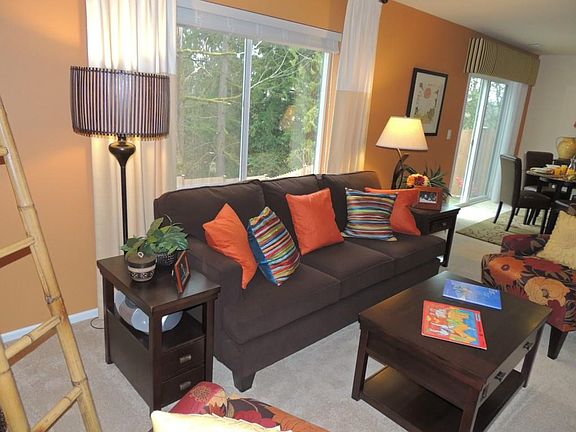 5th image of 7629 Brianna Ct SE #20