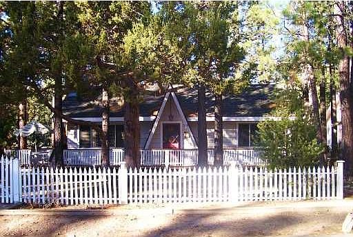 1st image of 937 W Mountain Ln