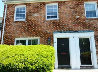 48 Towne Square Dr, Newport News, VA 23607