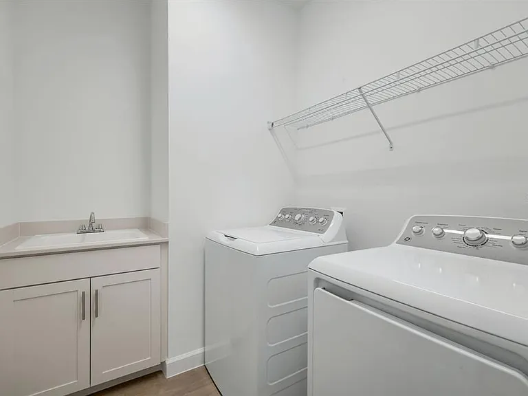 19232 Gentry Pl — Photo 18