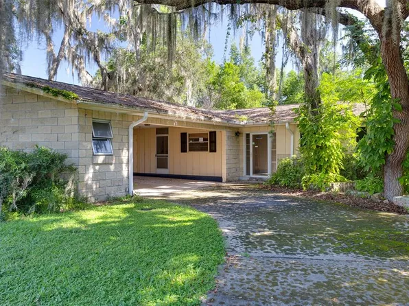 10 Spring Lake Way, Ocala, FL 34472