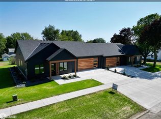 1108 N Main St, Carroll, IA 51401