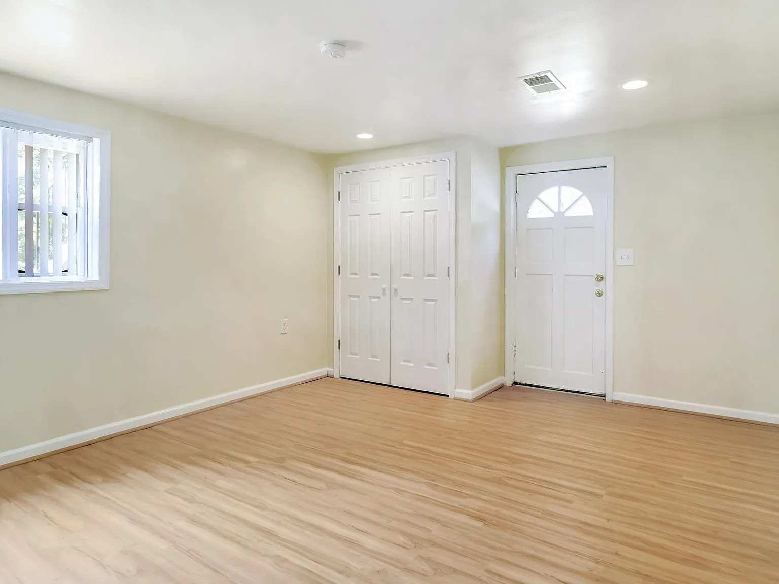9085 Autoville Dr — Photo 3