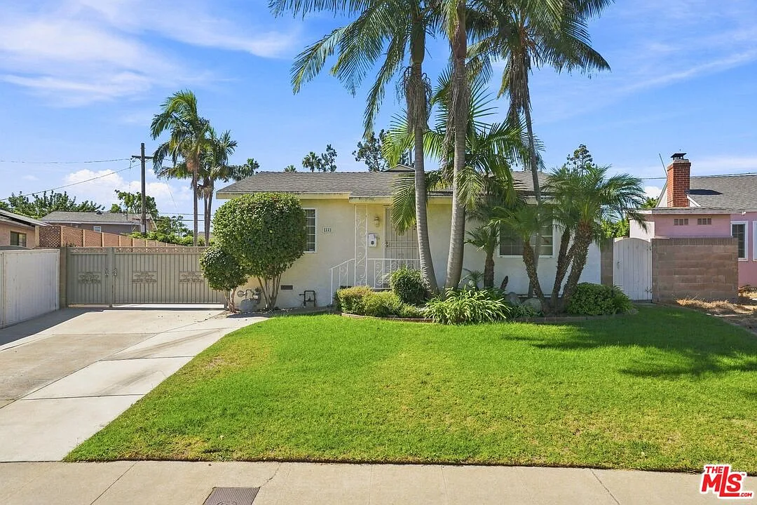 4 bed, 2.0 bath, 1637 sqft, $5,695 — Photo 1