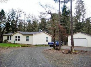 25842 Bushy Tail Dr, Veneta, OR 97487