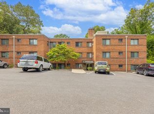 702 Chaney Dr #303, Takoma Park, MD 20912
