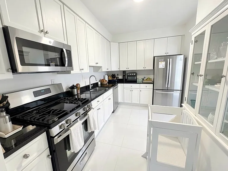 8 Bergen Ridge Rd — Photo 5