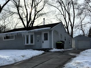 805 Kenilworth Ave, Pontiac, MI 48340