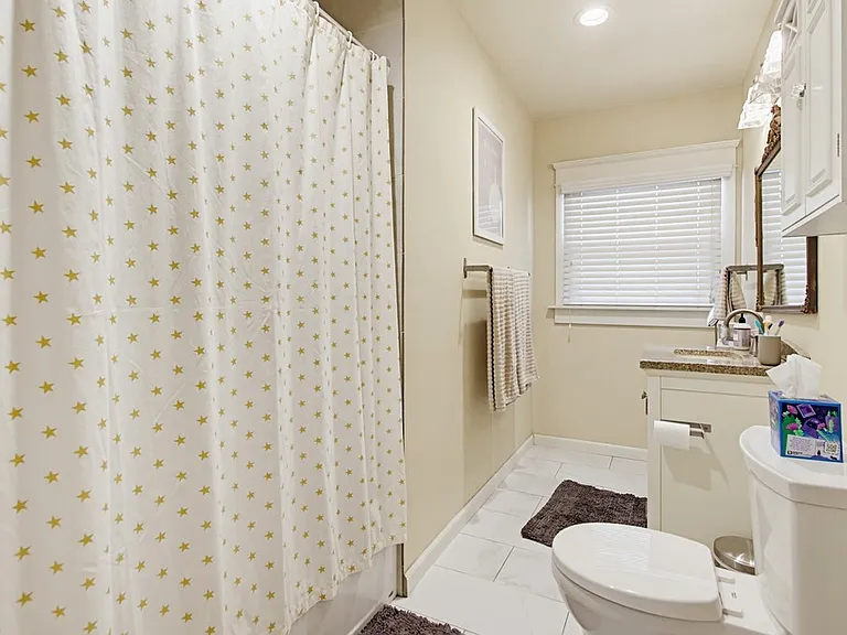 4081 1st Ave — Photo 13
