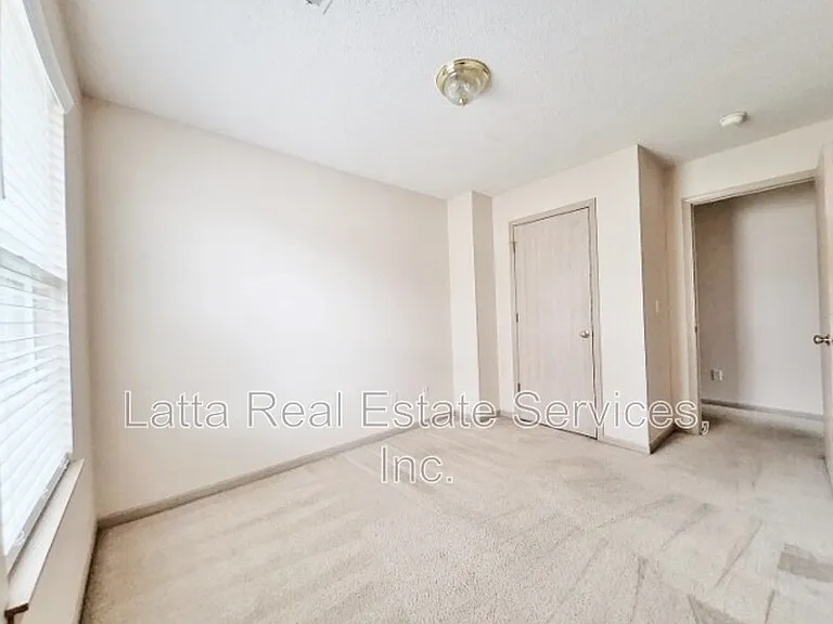 3210 SW Iron Creek Dr — Photo 9