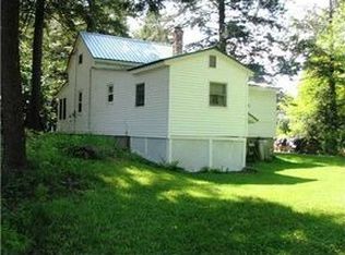 27 Scott Dr, Monmouth, ME 04259