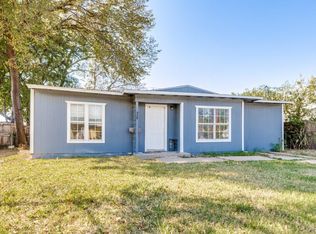 930 Shawnee Trce, Grand Prairie, TX 75051