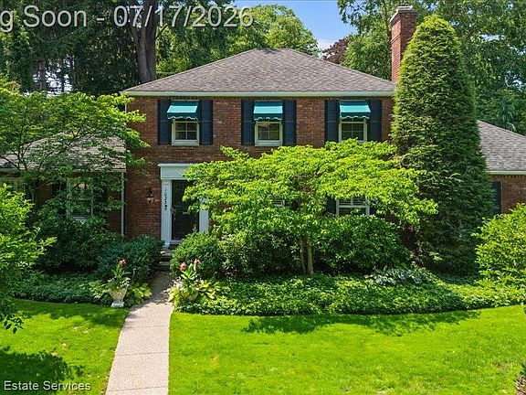 2nd image of 1023 Buckingham Rd