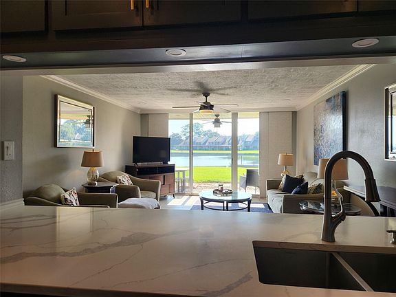 5th image of 12600 Melville Dr #123