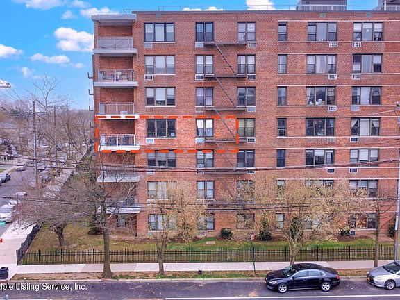 2nd image of 100 Colfax Ave APT 4J
