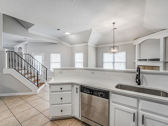 3rd image of 10504 Pisgah Forest Ln