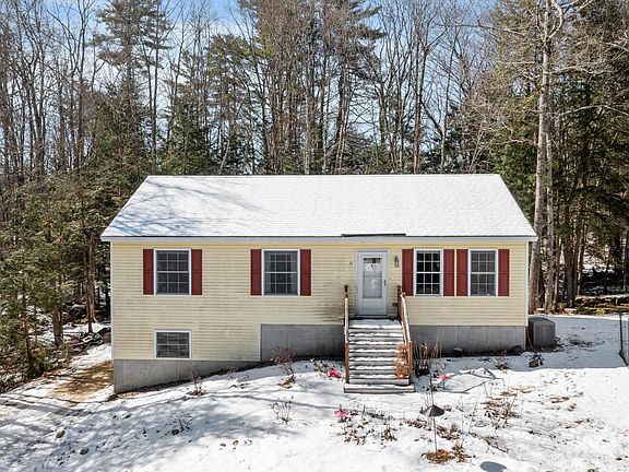 2nd image of 71 Windsor Way