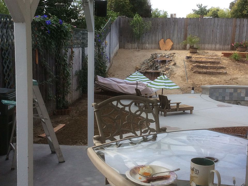 2nd image of 6906 Laurel Oak Way