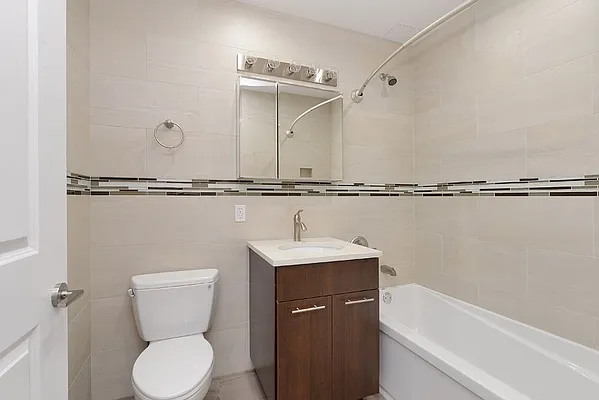 Rented by NY Space Finders Inc. | media 8