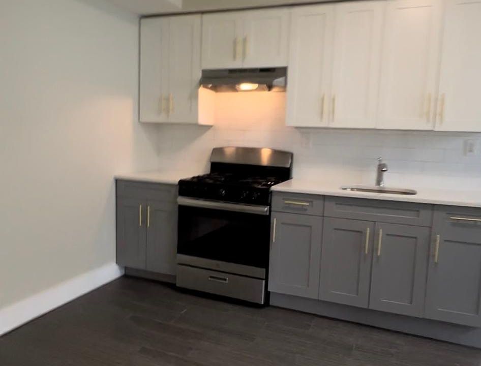 1st image of 245 Nye Ave #3