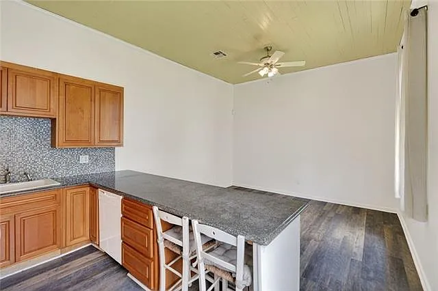 1730 Joliet St — Photo 5