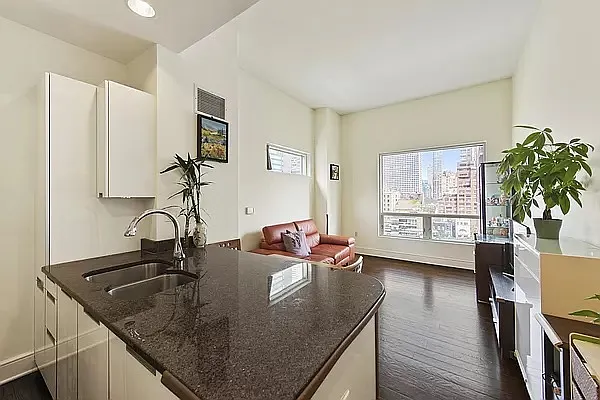 Rented by Corcoran | media 2