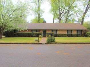 1200 Maywood Dr, Longview, TX 75604