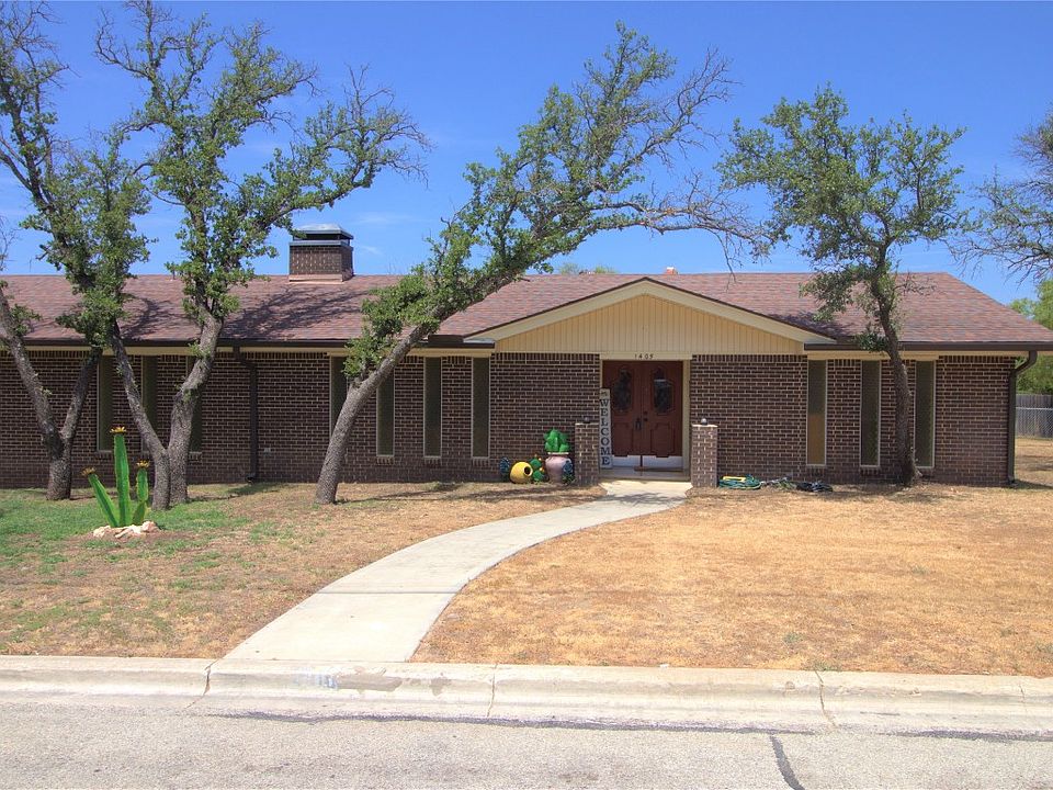 1405 Wood Ave, Brownwood, TX 76801 MLS 20402887 Zillow