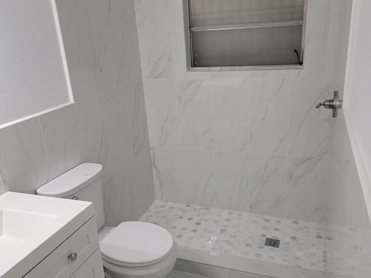 1 bed, 600 sqft, $2,100 — Photo 4