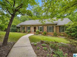 413 Vesclub Ln, Vestavia, AL 35216